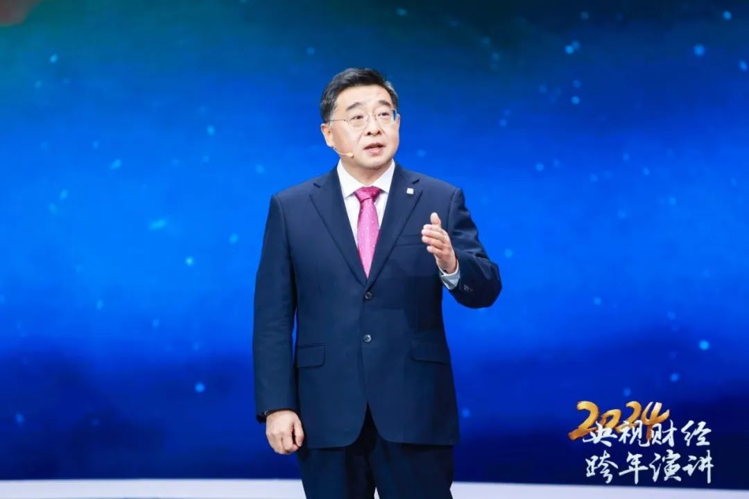 央视跨年演讲 | 杨东升：以一臂之力造福人类