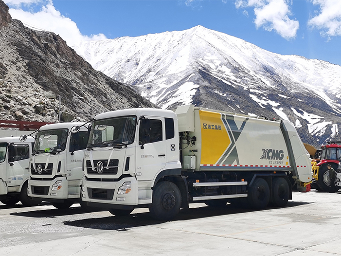 pp电子压缩式垃圾车批量交付西藏日喀则