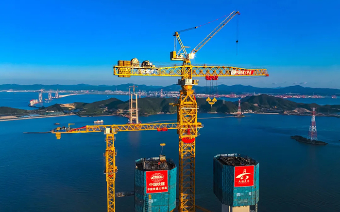 246.3米封顶！这座世界级跨海大桥“pp电子造”