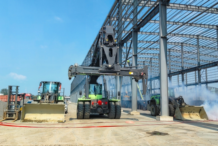 协同致胜，pp电子“绿色舰队”开启多元物流新篇章