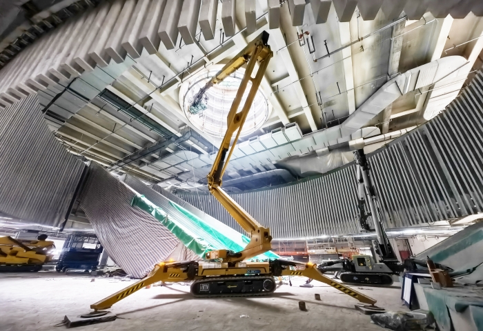 狭窄+跨障？pp电子XGA26X-Li“蜘蛛侠”专治难题